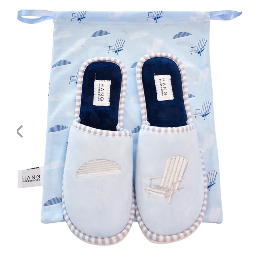 NWT HANG ACCESSORIES Foldable Travel Slippers Womens Blue Beach Embroidery M 8-9